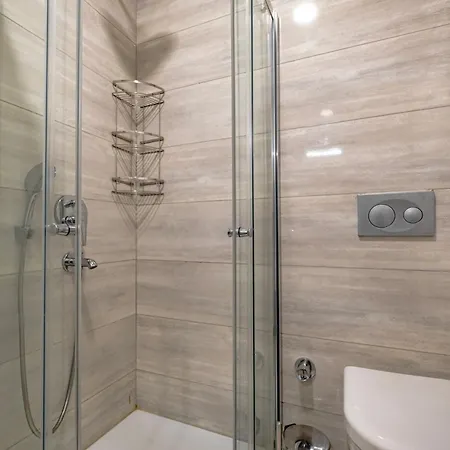 Farilya By Important Group Travel Villa