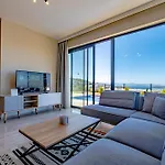 Farilya By Important Group Travel Villa